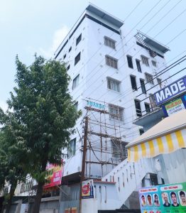 best-girls-hostel-near-IIB